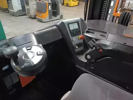 Reach Truck 2010  CAT Lift Trucks NR16N (15)