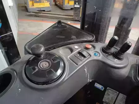 Stacker de condutor em pé 2011  CAT Lift Trucks NSR16N (14)