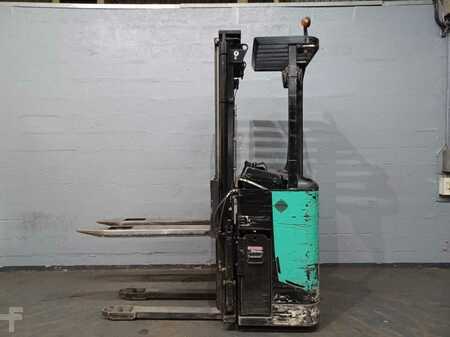 El-stabler - Med platform 2011  CAT Lift Trucks NSR16N (3)
