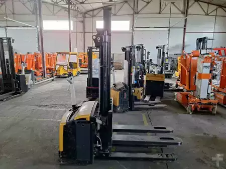 Gerbeurs 2012  CAT Lift Trucks NSP16NI (11)