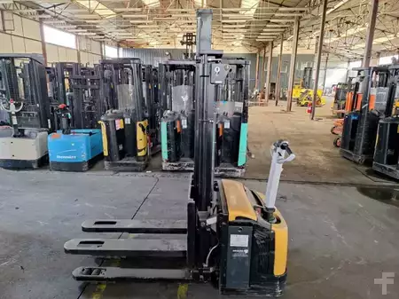 Stacker pedestre 2012  CAT Lift Trucks NSP16NI (17)
