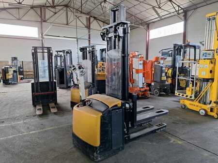 Stoccatori 2012  CAT Lift Trucks NSP16NI (2)