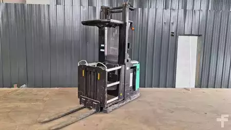 Pystysuora ordreplukker 2013  CAT Lift Trucks NOH10N (11)