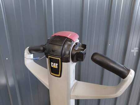 Transpalettes éléctriques 2016  CAT Lift Trucks NPP20N2 (8)