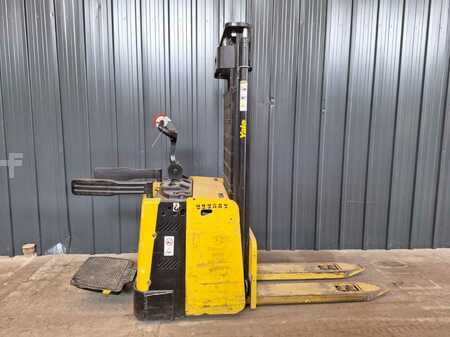 Pallet Stackers 2014  Yale MS12X (3)