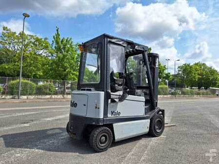 Electric - 4 wheels 2009  Yale ERP30 (2)