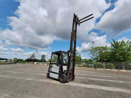Electric - 4 wheels 2009  Yale ERP30 (6)
