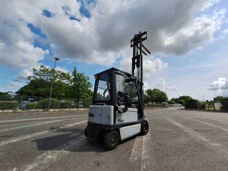 Electric - 4 wheels 2009  Yale ERP30 (8)