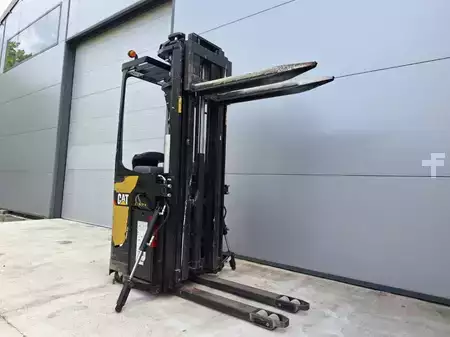 Stacker de condutor em pé 2016  CAT Lift Trucks NSR20N (13)