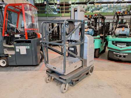 Other 2010  JLG 20MVL (2)