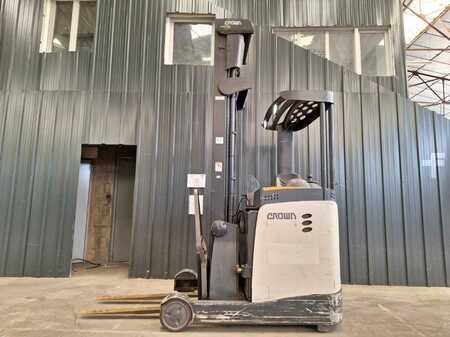 Reachtrucks 2012  Crown ESR5000-1.4 (1)
