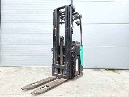 El-stabler - Med platform 2011  CAT Lift Trucks NSR20N (1)