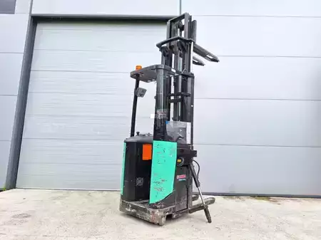 Stacker de condutor em pé 2011  CAT Lift Trucks NSR20N (11)