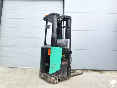 Stacker de condutor em pé 2011  CAT Lift Trucks NSR20N (12)