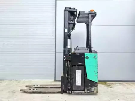 Stacker de condutor em pé 2011  CAT Lift Trucks NSR20N (14)