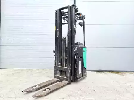Stacker de condutor em pé 2011  CAT Lift Trucks NSR20N (20)