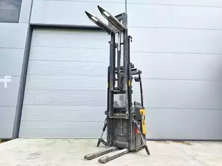 Stacker de condutor em pé 2017  CAT Lift Trucks NSR20N (18)