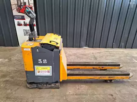 Electric Pallet Trucks 2012  OMG 330BE (16)