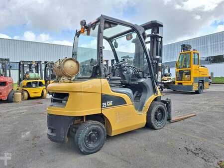 LPG VZV 2011  CAT Lift Trucks GP25N (4)