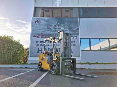 Treibgasstapler 2016  CAT Lift Trucks GP30NTD (2)
