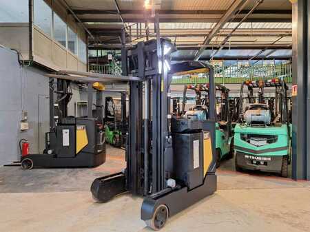 Carretilla retráctil 2017  CAT Lift Trucks NR16N2 (5)