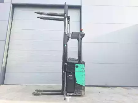 Stacker de condutor em pé 2010  CAT Lift Trucks NSR16N (16)