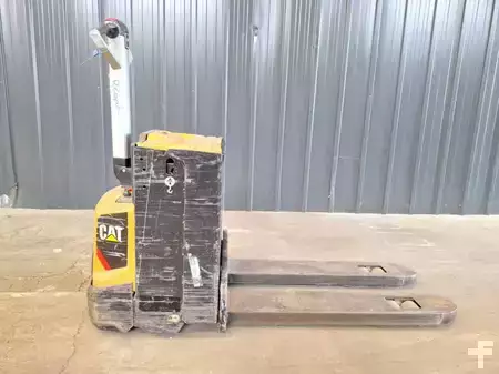 Transpalettes électriques 2017  CAT Lift Trucks NPP20N2E (18)