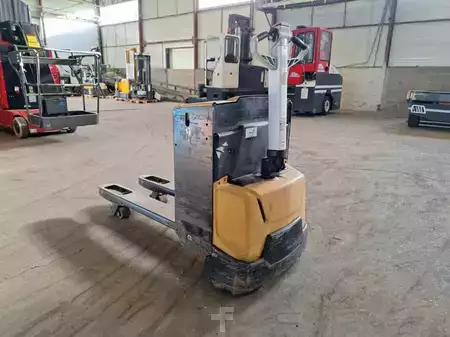 Transpalettes électriques 2017  CAT Lift Trucks NPP20N (12)
