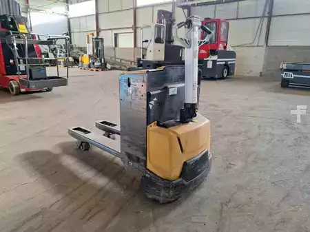 Transpalettes électriques 2017  CAT Lift Trucks NPP20N (14)
