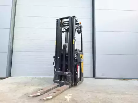 Stacker de condutor em pé 2016  CAT Lift Trucks NSR20N (19)