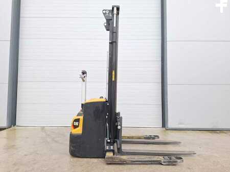 Stoccatori 2017  CAT Lift Trucks NSP16N2S (1)