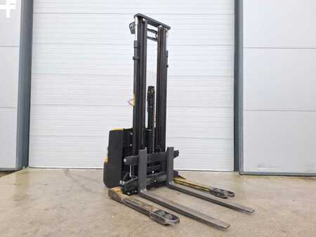 Stoccatori 2017  CAT Lift Trucks NSP16N2S (4)