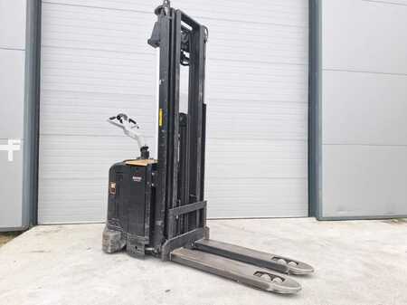 Magasemelésű béka 2016  CAT Lift Trucks NSV16Ni (2)