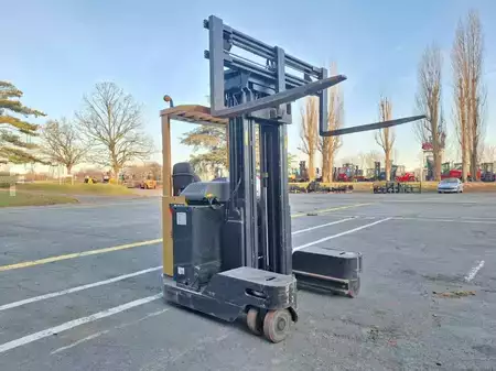Reach Trucks 2011  CAT Lift Trucks NRM20K (19)