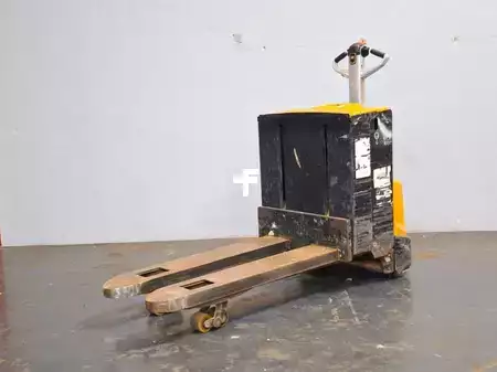 Transpalettes électriques 2017  CAT Lift Trucks NPP20N2E (11)