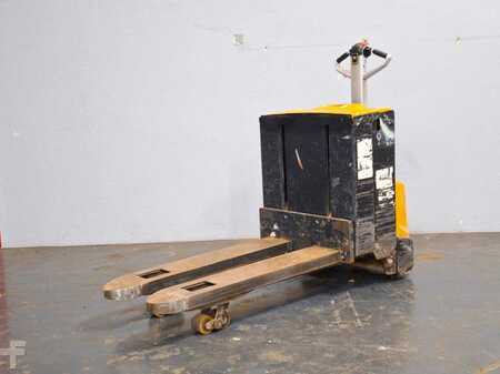 Transpallet elettrici 2017  CAT Lift Trucks NPP20N2E (7)
