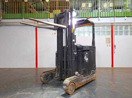 Carretilla retráctil 2015  CAT Lift Trucks NR16N2 (6)