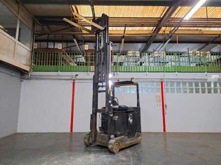 Carretilla retráctil 2015  CAT Lift Trucks NR16N2 (9)