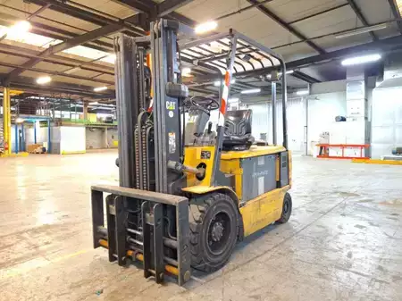 Carrelli elettrici 4 ruote 2006  CAT Lift Trucks EP30K-PAC (13)