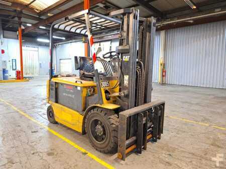 4-wiel elektrische heftrucks 2006  CAT Lift Trucks EP30K-PAC (5)