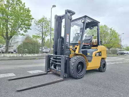 Wózki gazowe 2015  CAT Lift Trucks GP35 NTD (13)