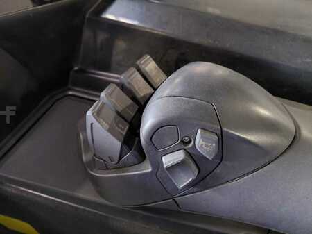 Retráctil 2018  CAT Lift Trucks NR16N2 (6)