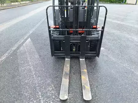 Electric - 4 wheels 2015  Heli CPD30 (11)