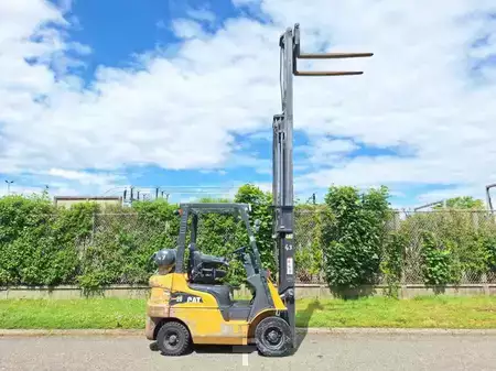 Empilhador a gás 2018  CAT Lift Trucks GP20CN (16)