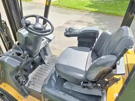 Empilhador a gás 2018  CAT Lift Trucks GP20CN (18)