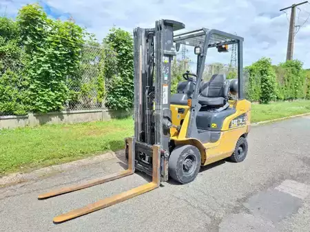 Empilhador a gás 2018  CAT Lift Trucks GP20CN (20)
