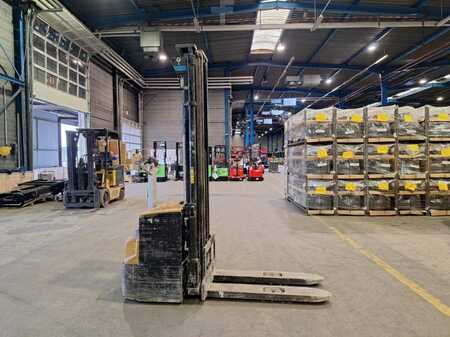Apilador eléctrico 2018  CAT Lift Trucks NSP16N2 (2)