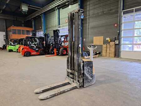 Apilador eléctrico 2018  CAT Lift Trucks NSP16N2 (3)