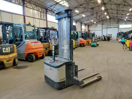 Apilador eléctrico 2011  Crown WS2300 1.8 (3)