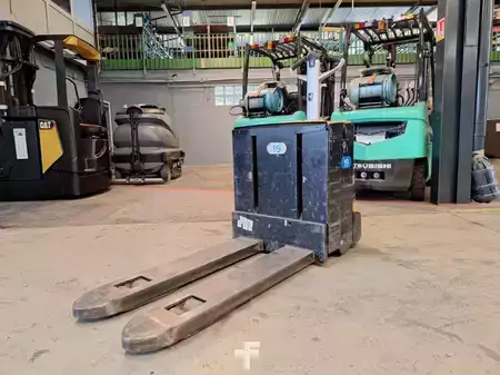 Transpalettes électriques 2018  CAT Lift Trucks NPP20N2 (12)